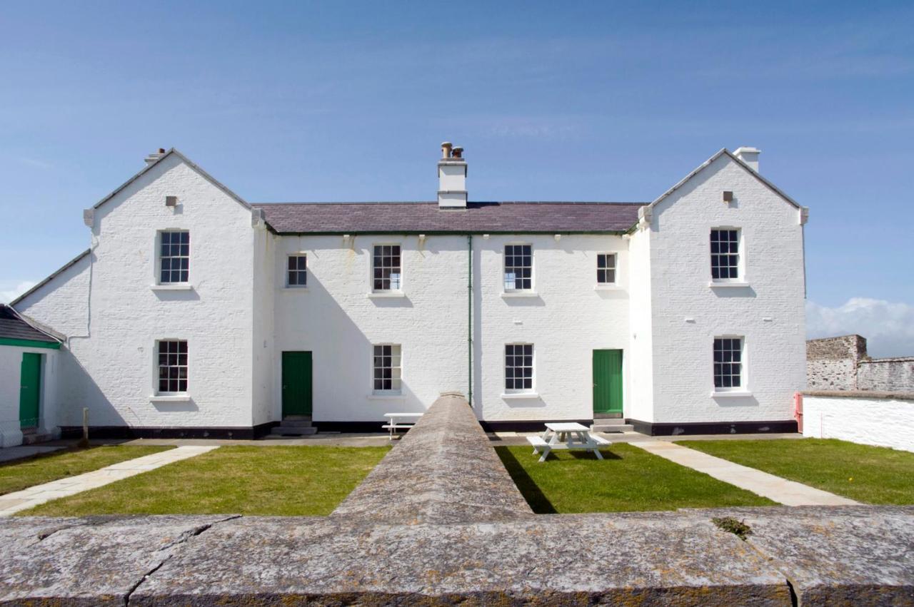 Galley Head Lightkeeper'S Houses Donoure Extérieur photo